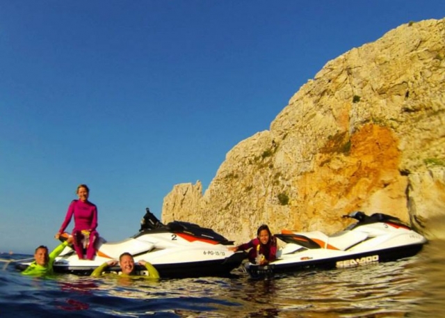  Tour en jet ski à travers Barcelone 