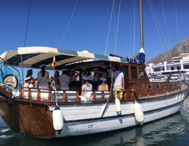 Marineras en el barco