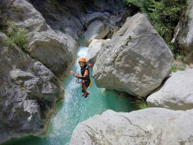  Moment de saut à l'eau 
