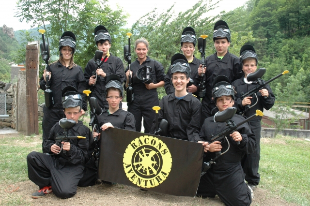  Grupo de jogadores de paintball