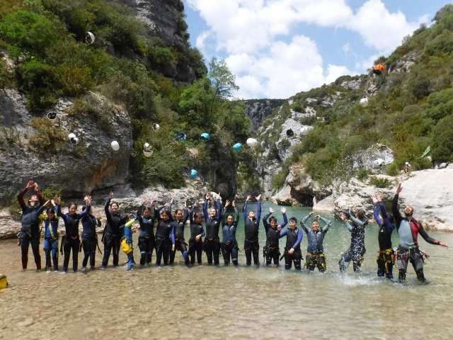 Gruppe in der Schlucht 