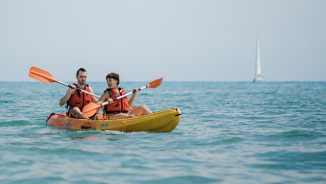  Direzione Pesífae in kayak 