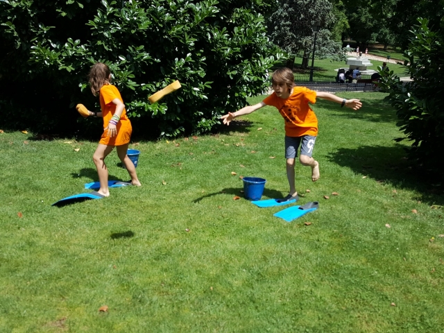  Gymkhana spielen 
