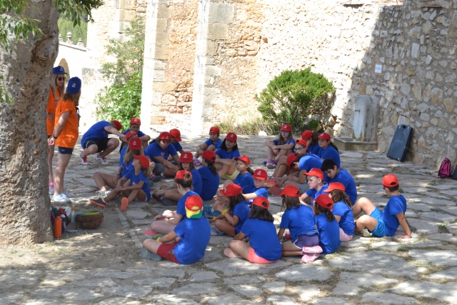  Group of students 