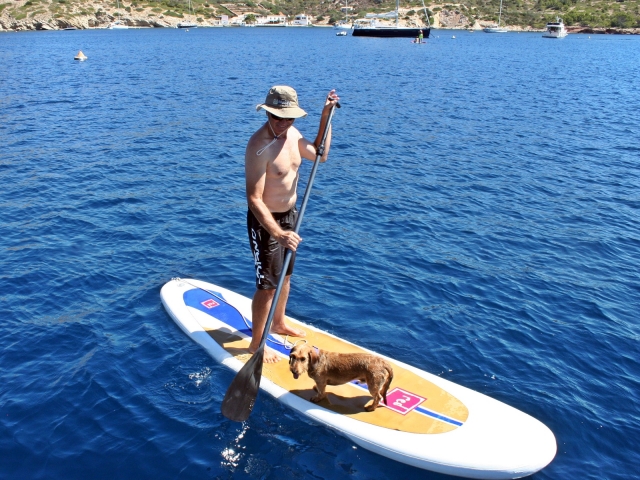 Prácticando el paddle board