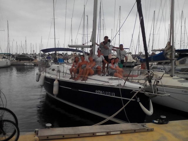  Embarque no veleiro 