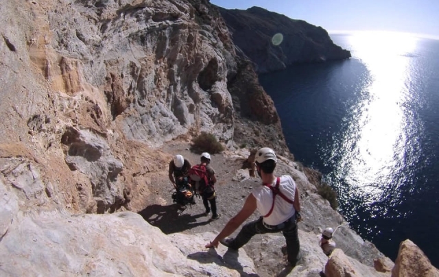 Scalata alla grotta 