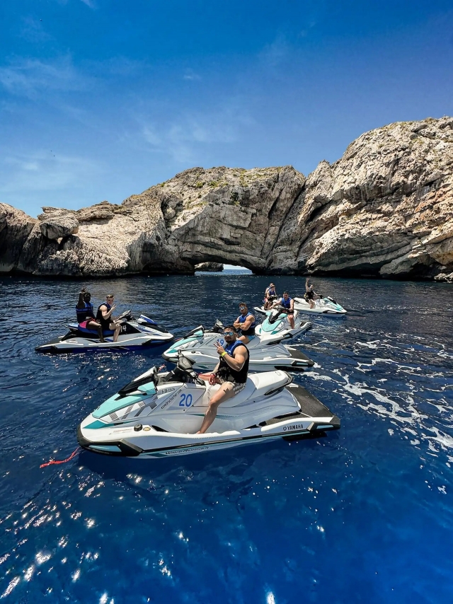 Rota de jet ski para Ses Margalides, 1 hora