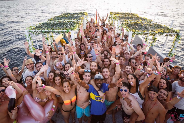  S'amuser sur le bateau 