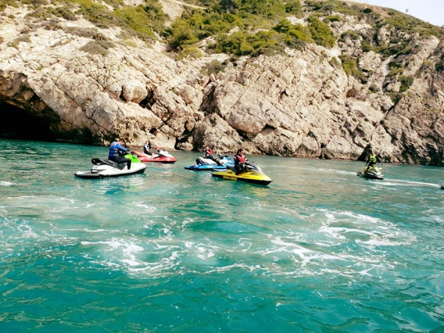  Escursione in moto d'acqua 