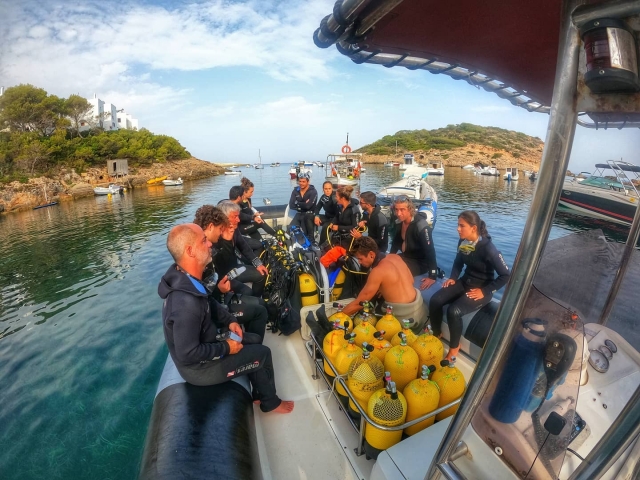 Diving in Portinatx 