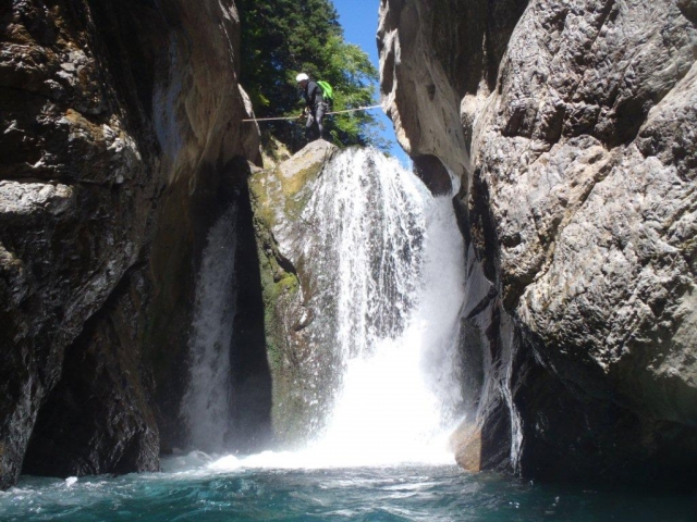  Venez faire du canyoning 