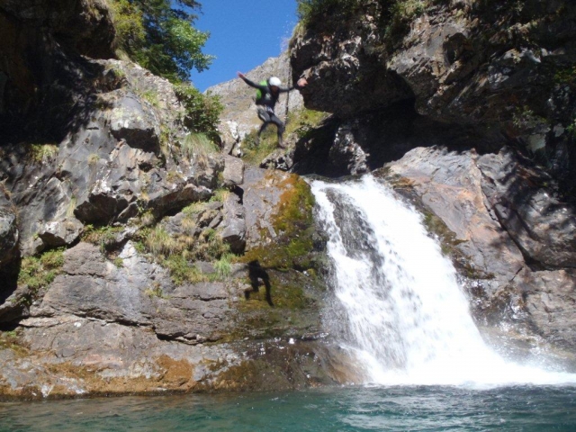 Canyoning