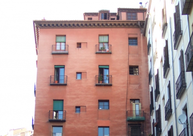 Walking through Madrid 