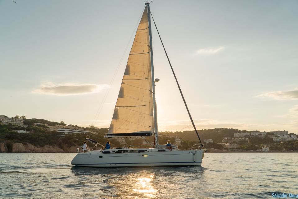 Velero en Playa de Aro