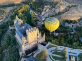 Paseo en globo Segovia menú cochinillo y judiones