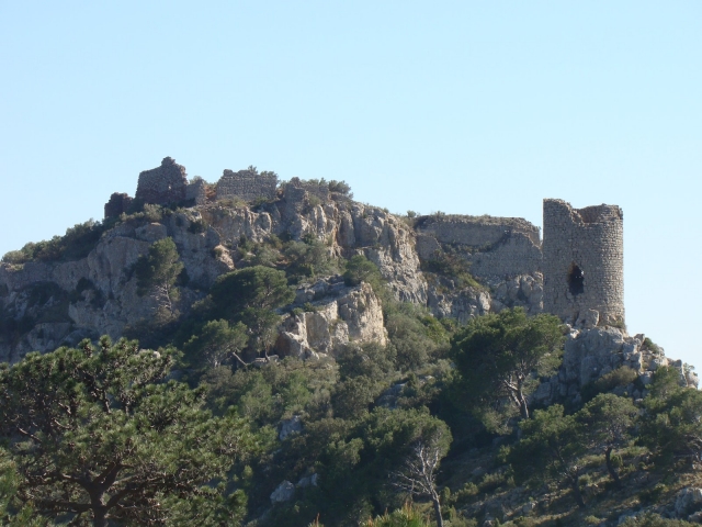  Castello di Montornes