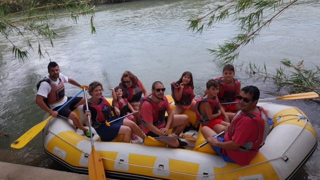  Rafting em grupo