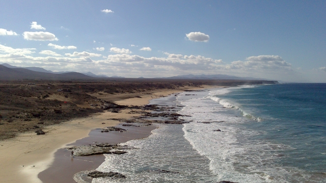  科蒂略 (Cotillo) 的美丽海滩 