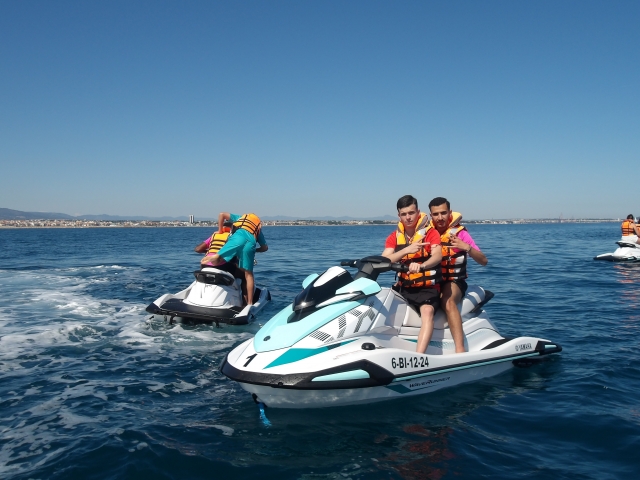 40-minute route on a two-seater jet ski 