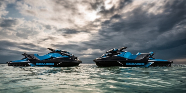 Nos jet skis 