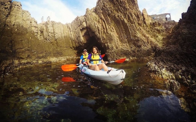  Aventura de caiaque em Cala Tomate 