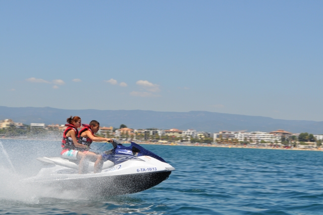  Avancer en jet ski 