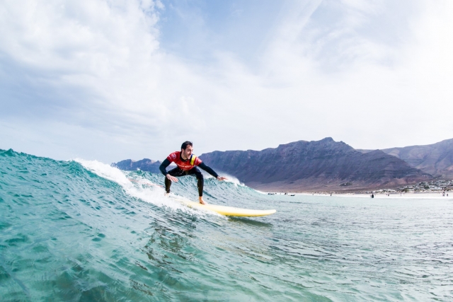  Learning to surf 