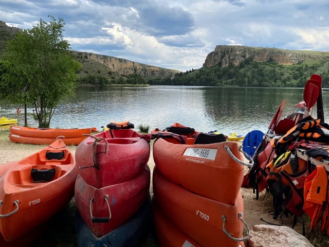 Alquiler piragua en Embalse de las Vencías Comida