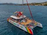 Paseo a Catamarán attraverso la baia di Pollensa + BBQ, 5h