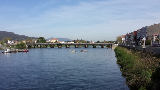Giro in canoa 