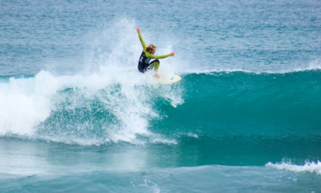  Surfer sur les meilleures vagues galiciennes 