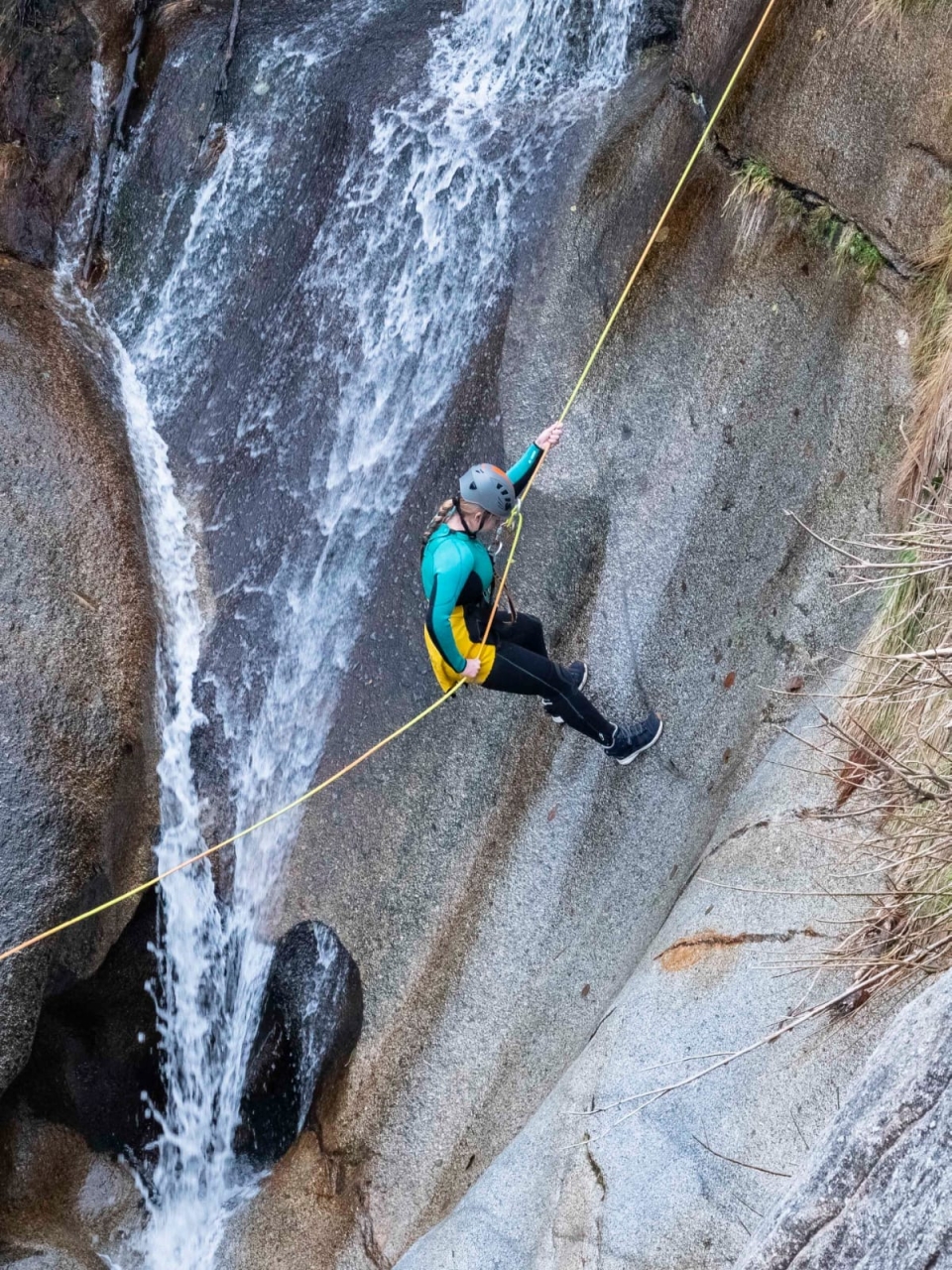 Descenso de barranquismo en Ávila