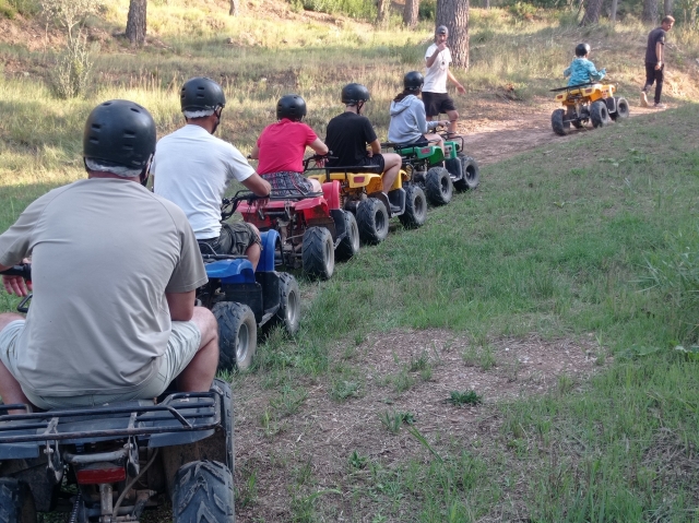 Pilota un quad en Cofrentes