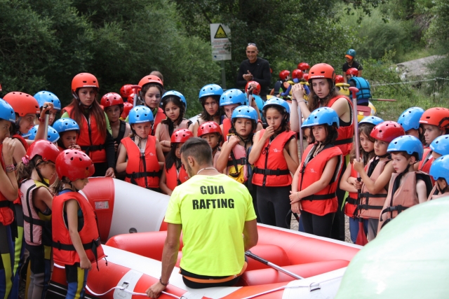 Rafting instructor 
