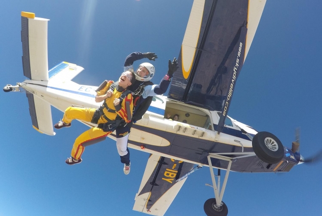 Sky diving from light aircraft