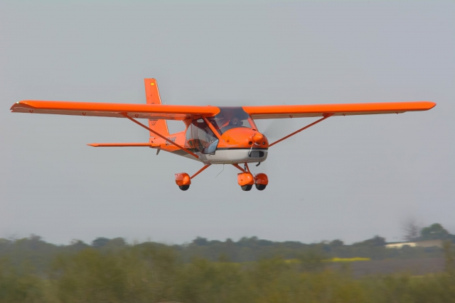  Complete sua experiência com uma aeronave leve 