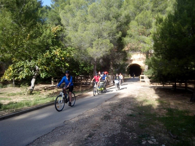  Passeio de mountain bike 
