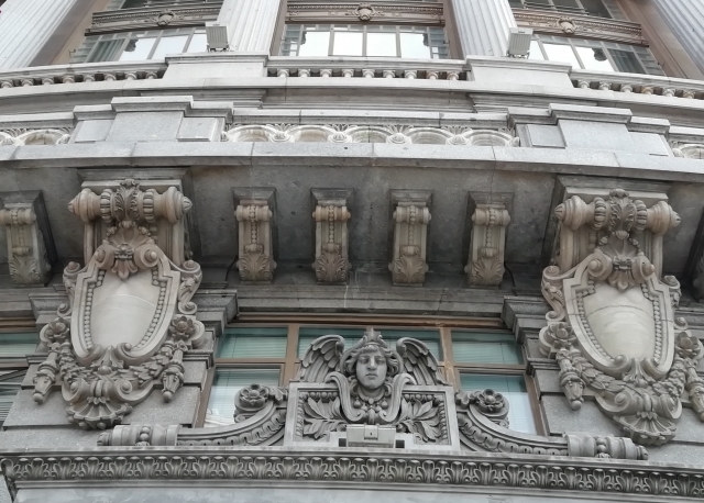 Paseo por los edificios emblemáticos de Madrid