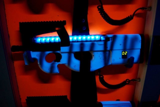  Pistolet de combat laser 