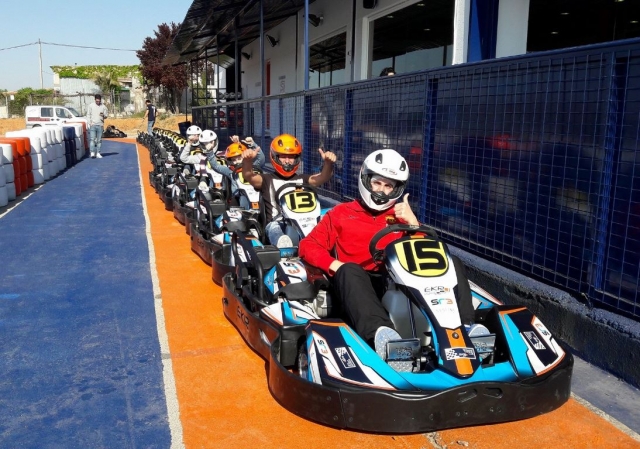 Pilotos preparados en los karts