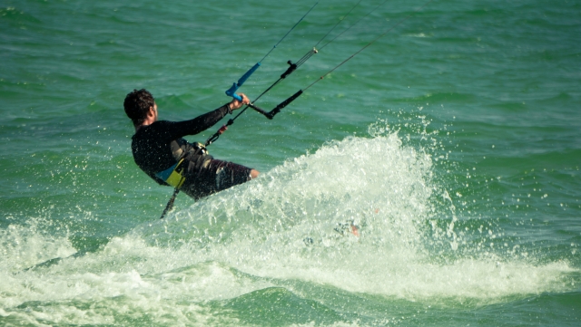 Kitesurfing class in Barcelona 