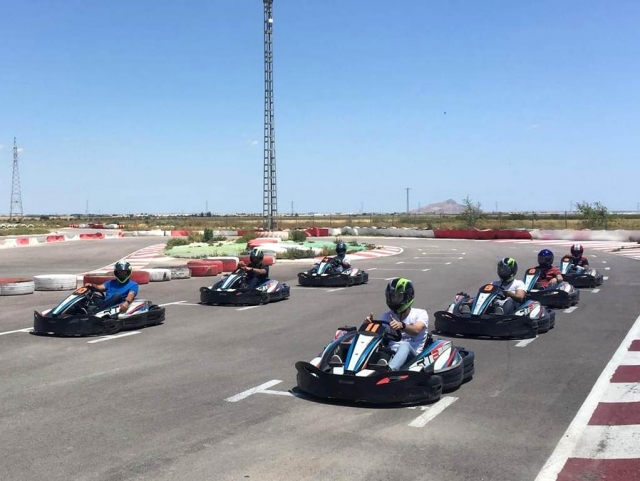  The youngest before starting the kart race 