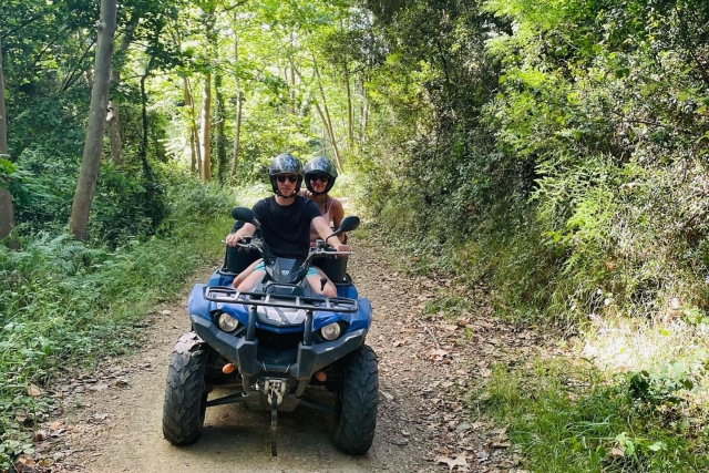  auf demselben Motorrad 