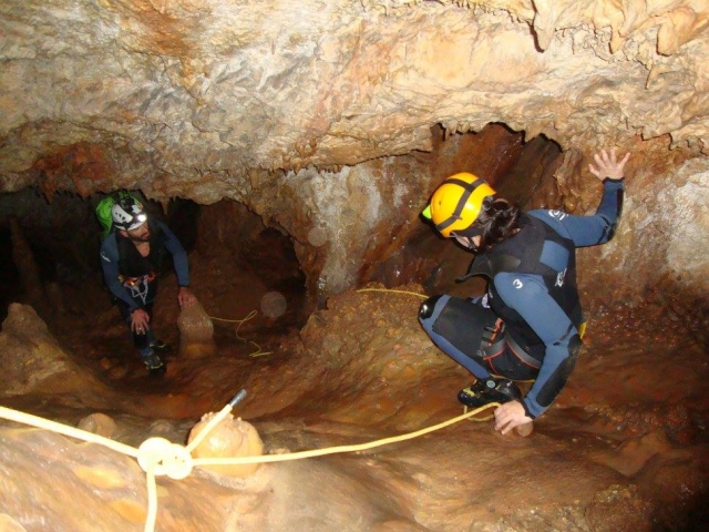  Innere der Höhle 