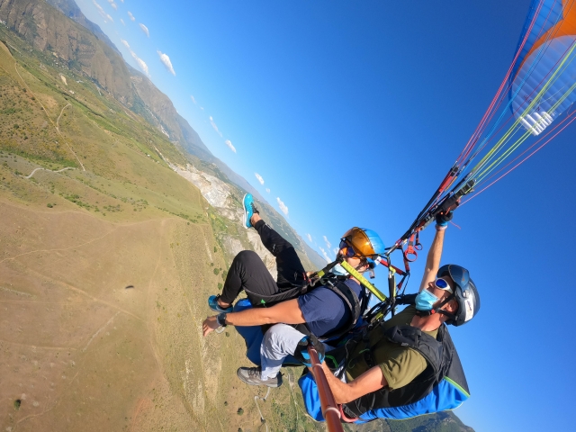 Foto tomada durante el vuelo en parapente