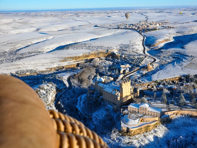  Alcázar di Segovia Nevado.