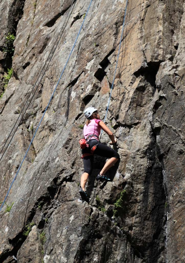 Climbing improvement in Valle de Tena 4 hours