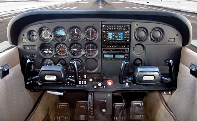 Panel de Cessna 172 N