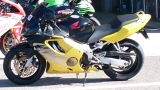 Noleggio e guida in circuito della Honda CBR 600